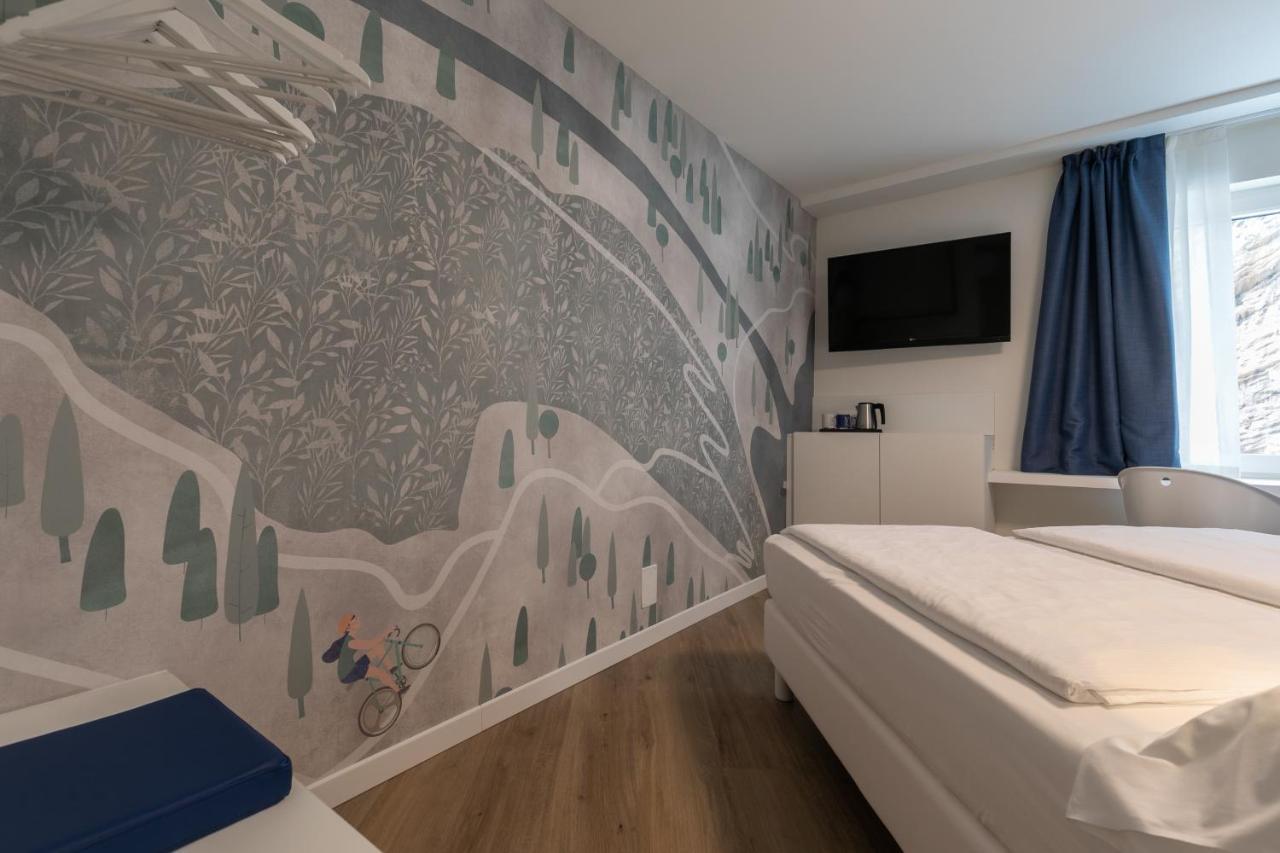 Hi Hotels Torbole - Pool & Spa Torbole Sul Garda Bagian luar foto